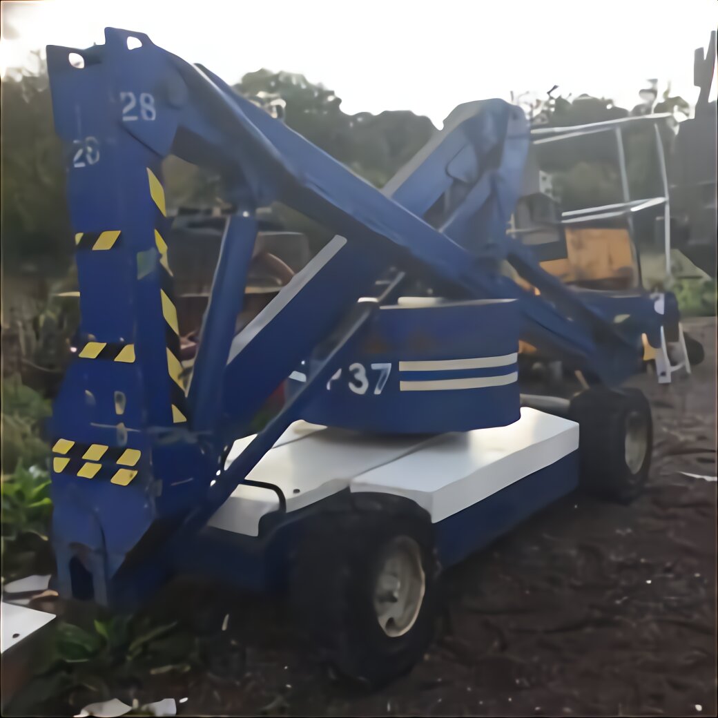 picture of cherry picker forklift