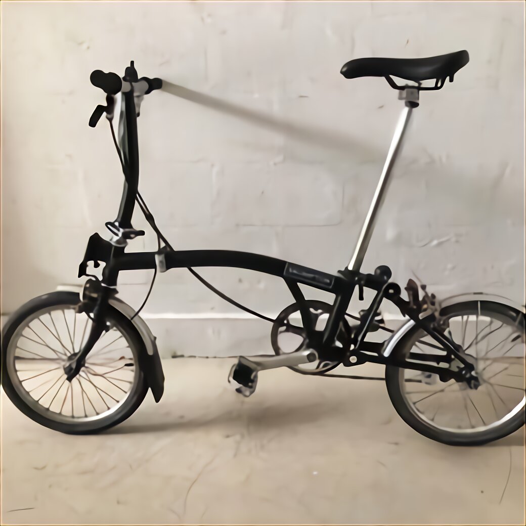 how to fold up a brompton bike