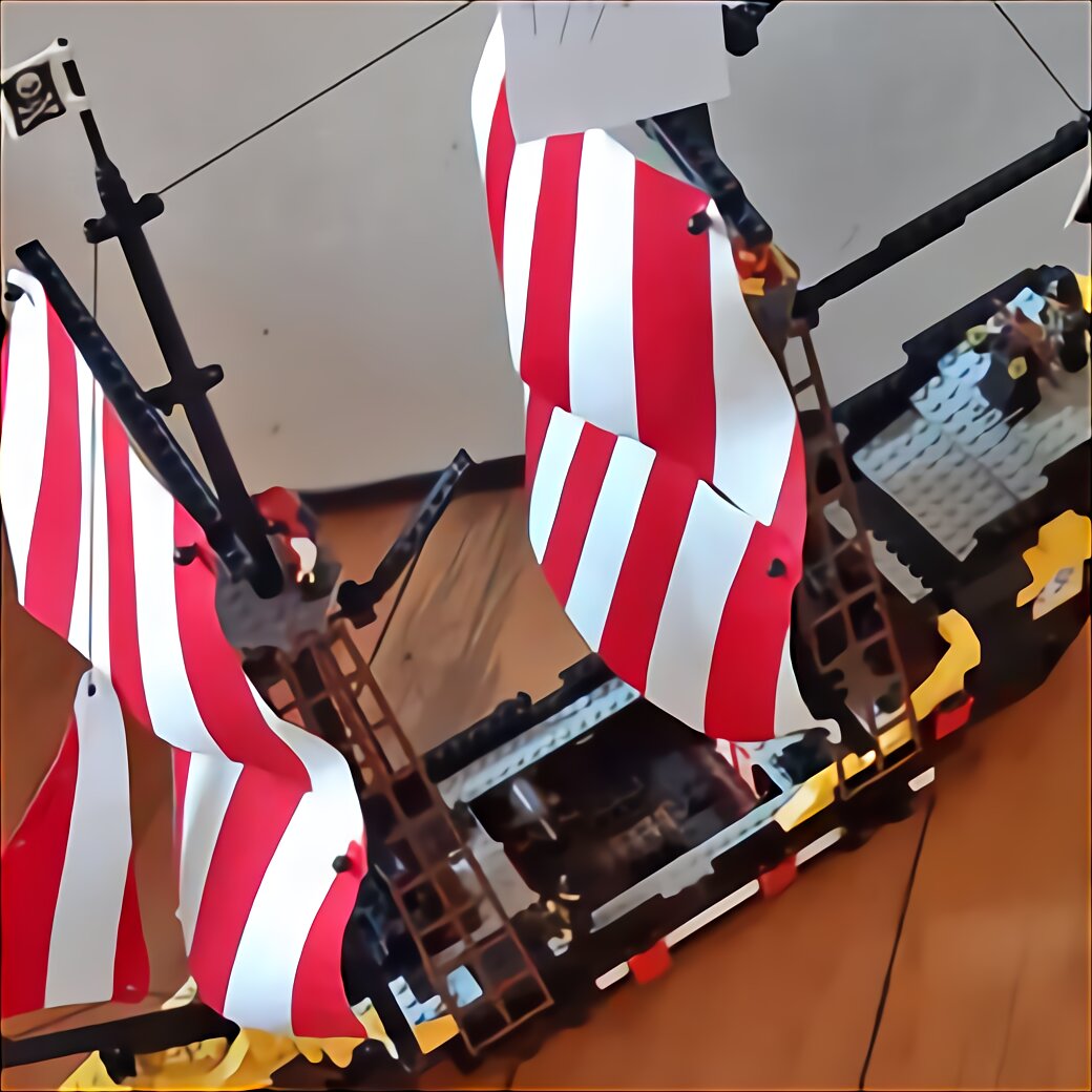 biggest lego pirate ship set