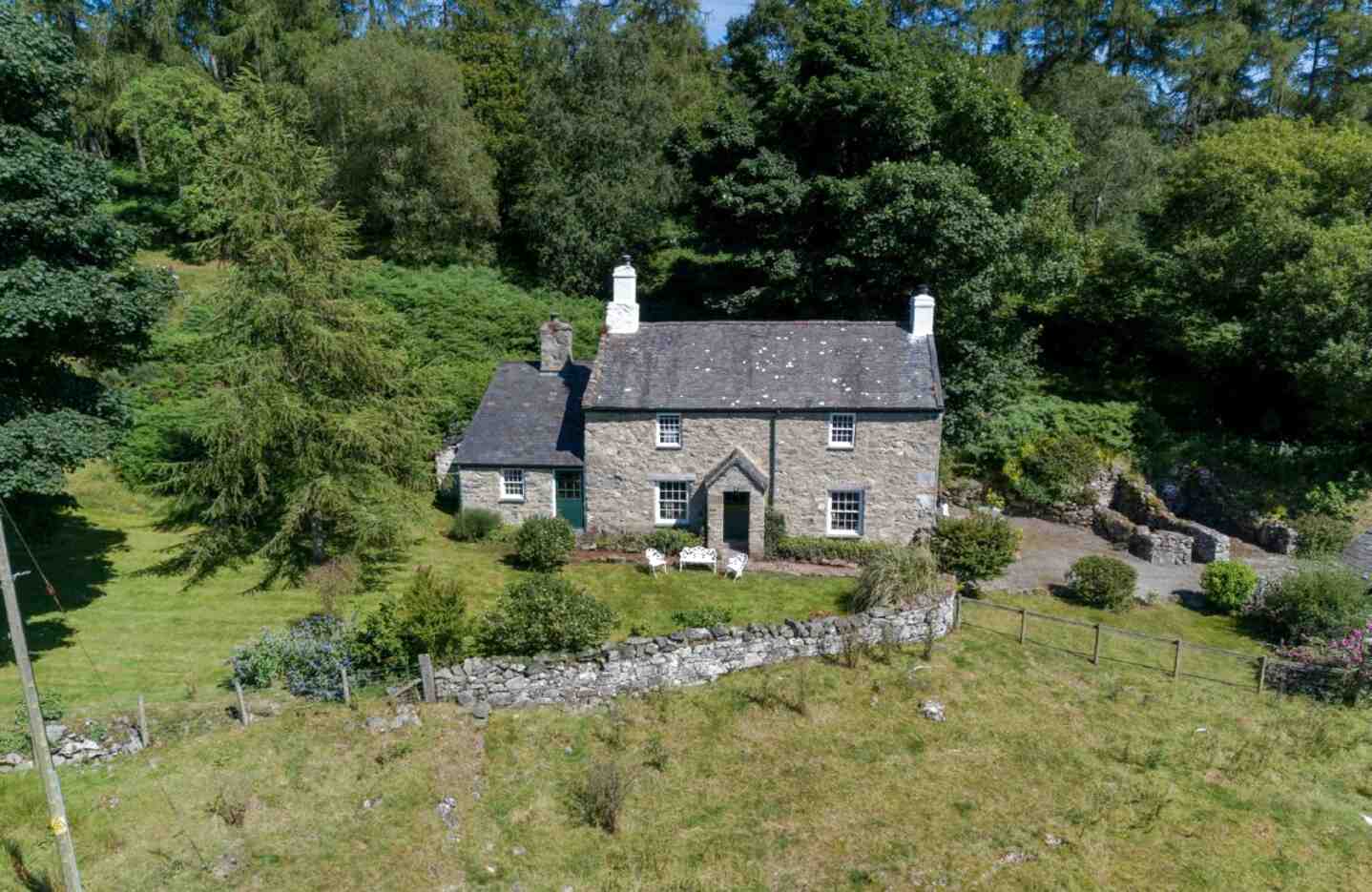 Welsh Cottages for sale in UK 63 used Welsh Cottages