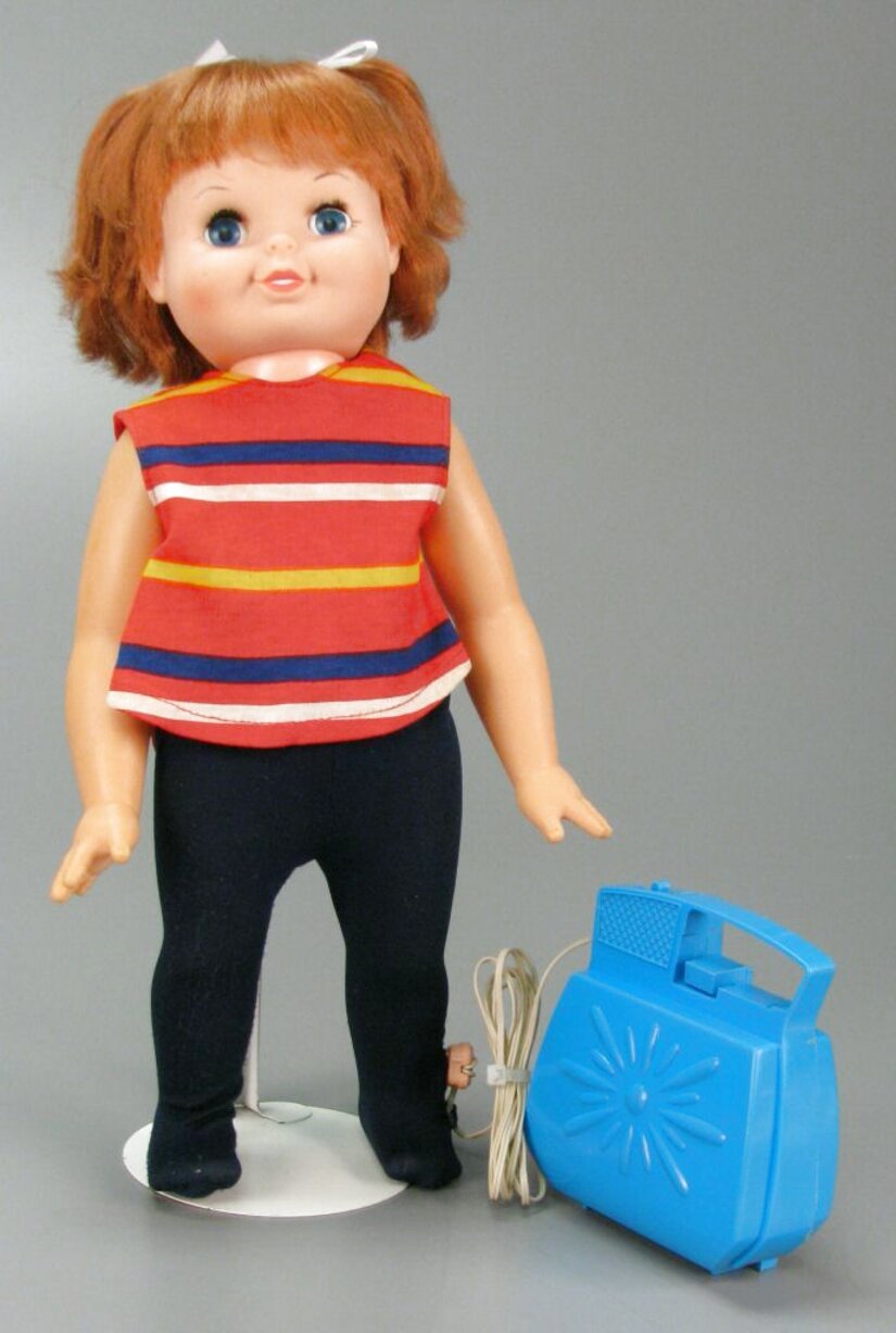 annabelle prop replica doll