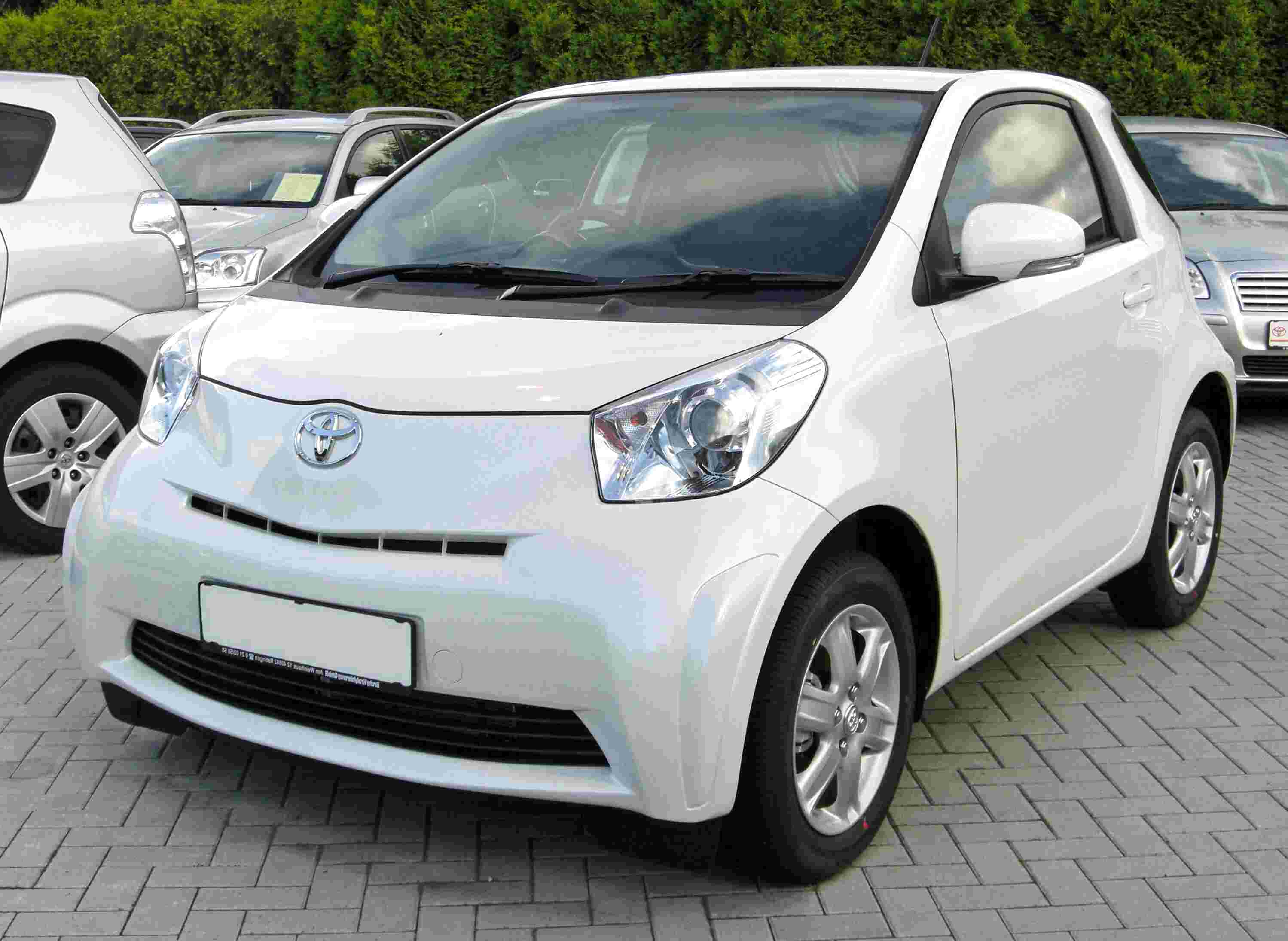 Toyota iq размер колес