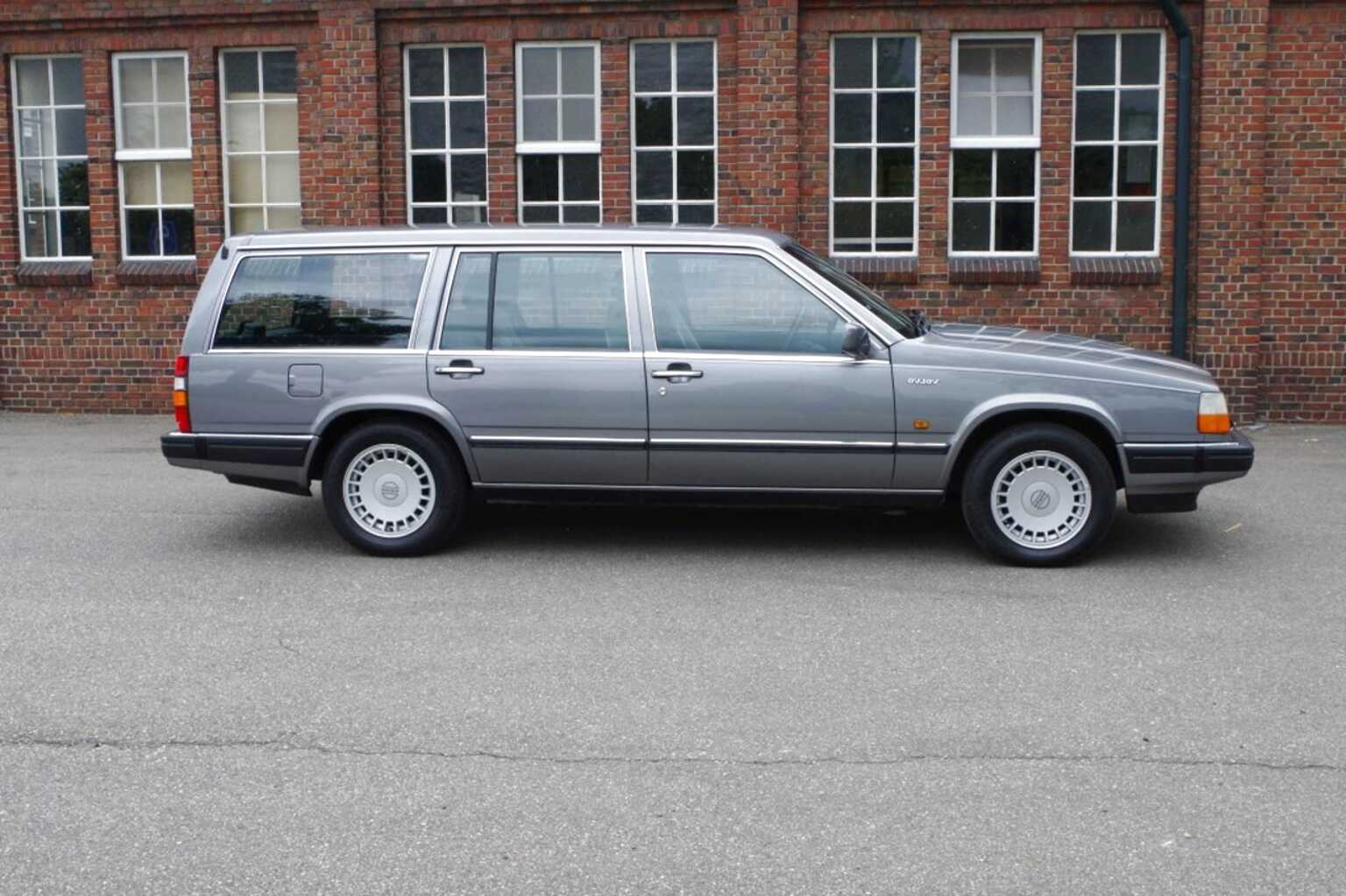 Volvo 760 v6