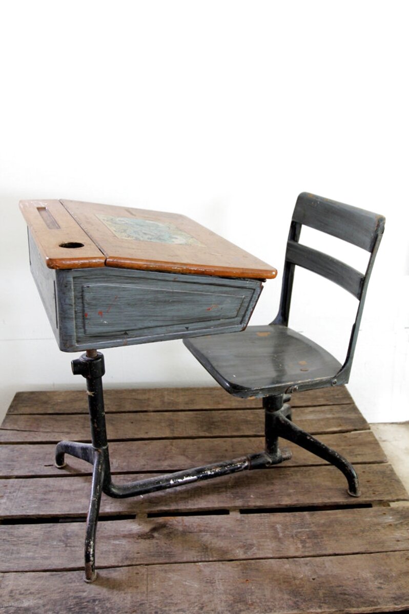 Old Fashioned School Desk for sale in UK 40 used Old Fashioned School