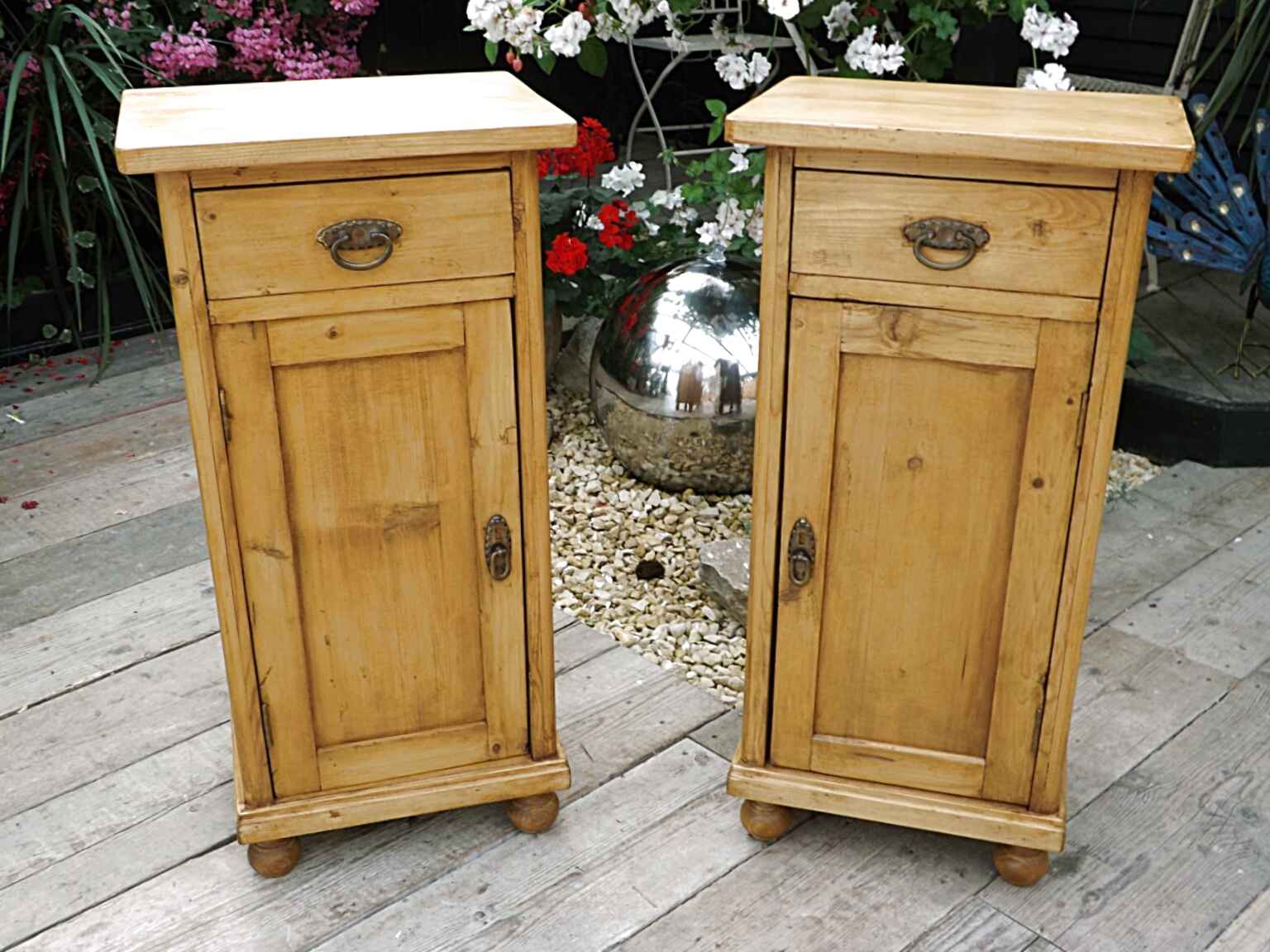 Pair Pine Bedside Cabinets For Sale In UK View 17 Ads   Dscf0109 Pair%2Bpine%2Bbedside%2Bcabinets 