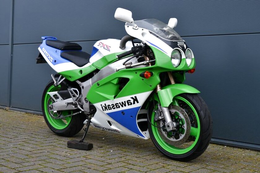 Фара kawasaki zxr