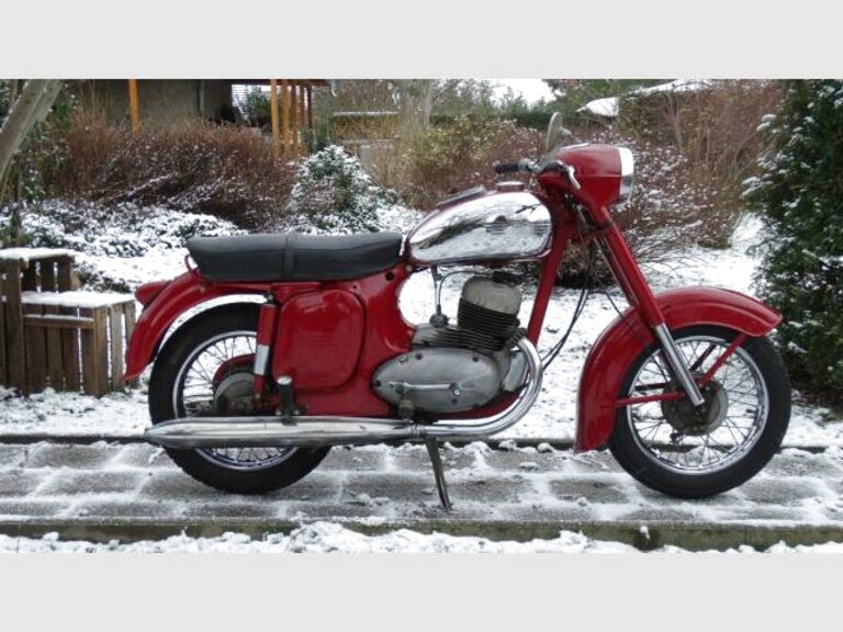  Jawa  350 for sale in UK 22 second hand Jawa  350