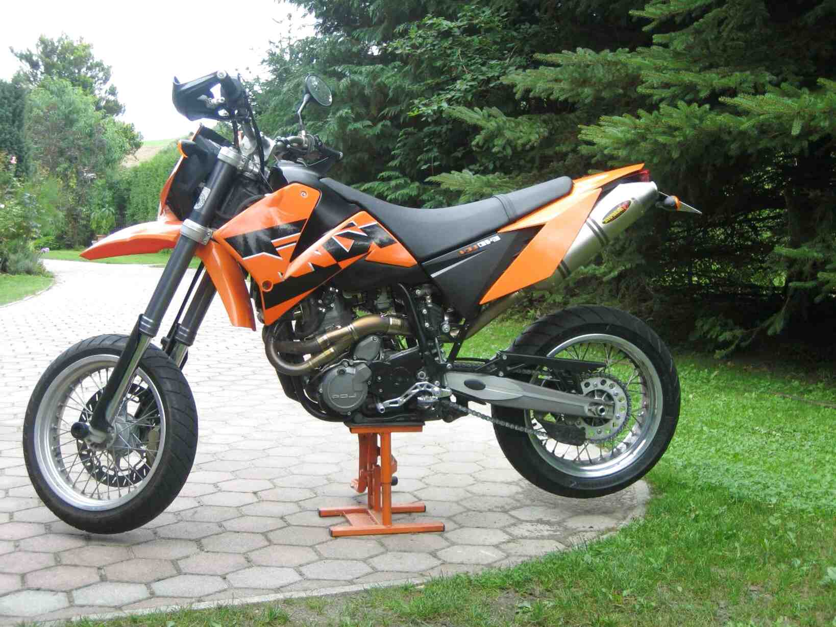 640 supermoto