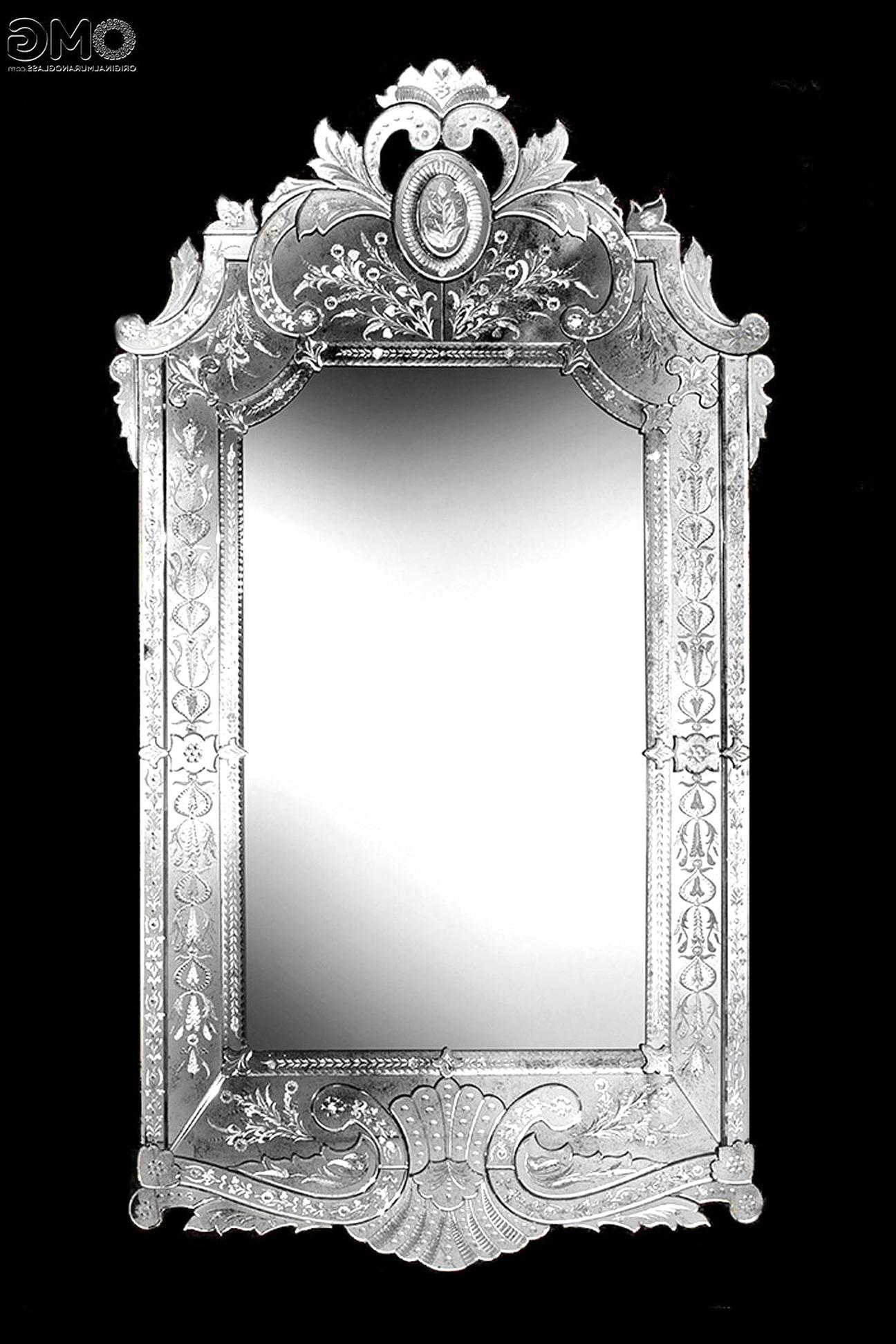 Venetian Mirror With Paintbrush Motifs