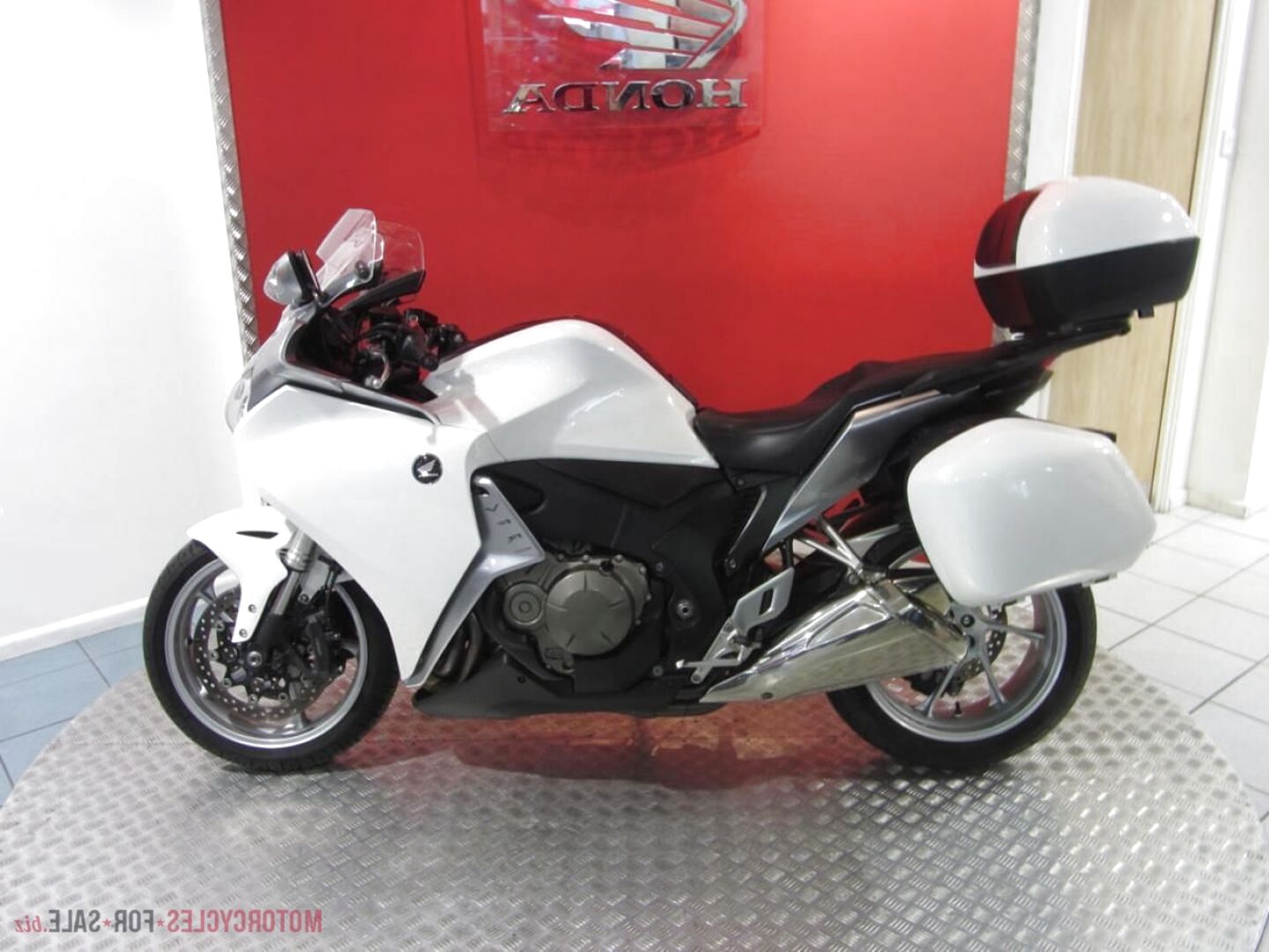 honda vfr1200f panniers