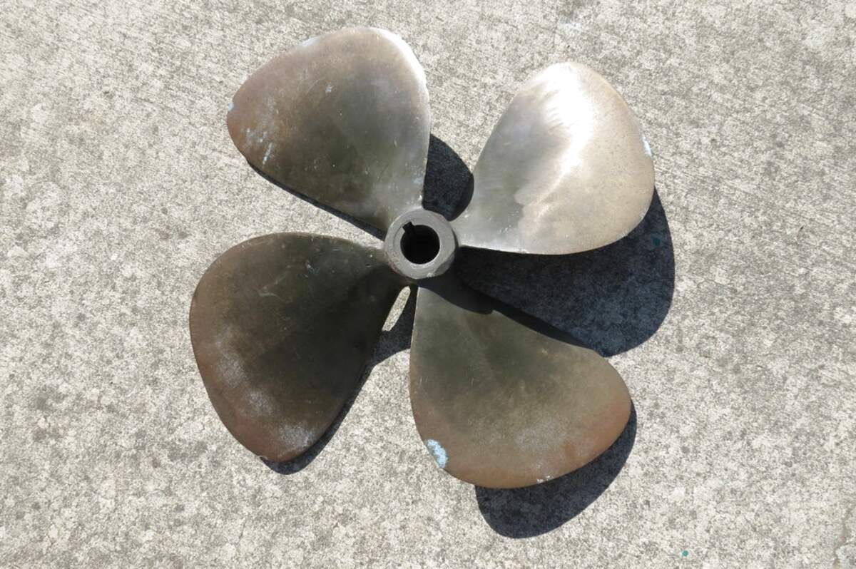 Bronze Propeller 35 Images Bronze Propeller For Sale Only 4 Left At Am Large Bronze Ship S Propeller 1970s For Sale At 1stdibs