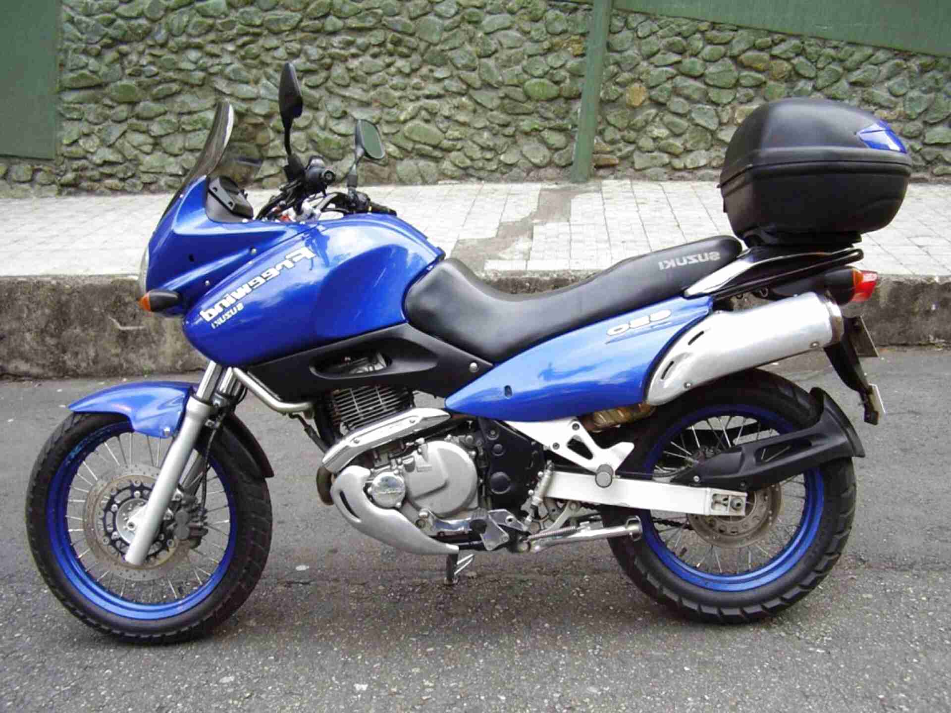 Suzuki xf 650 freewind