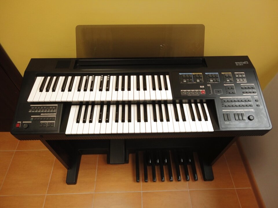 yamaha electone hc2